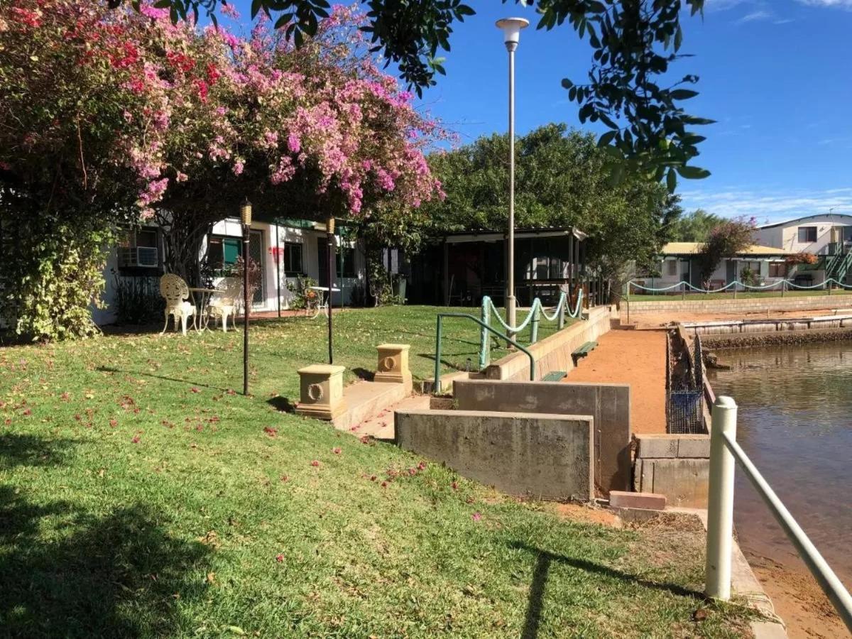 Pelican Point Waterfront Resort Formerly Carnarvon Beach Retreat Exterior foto